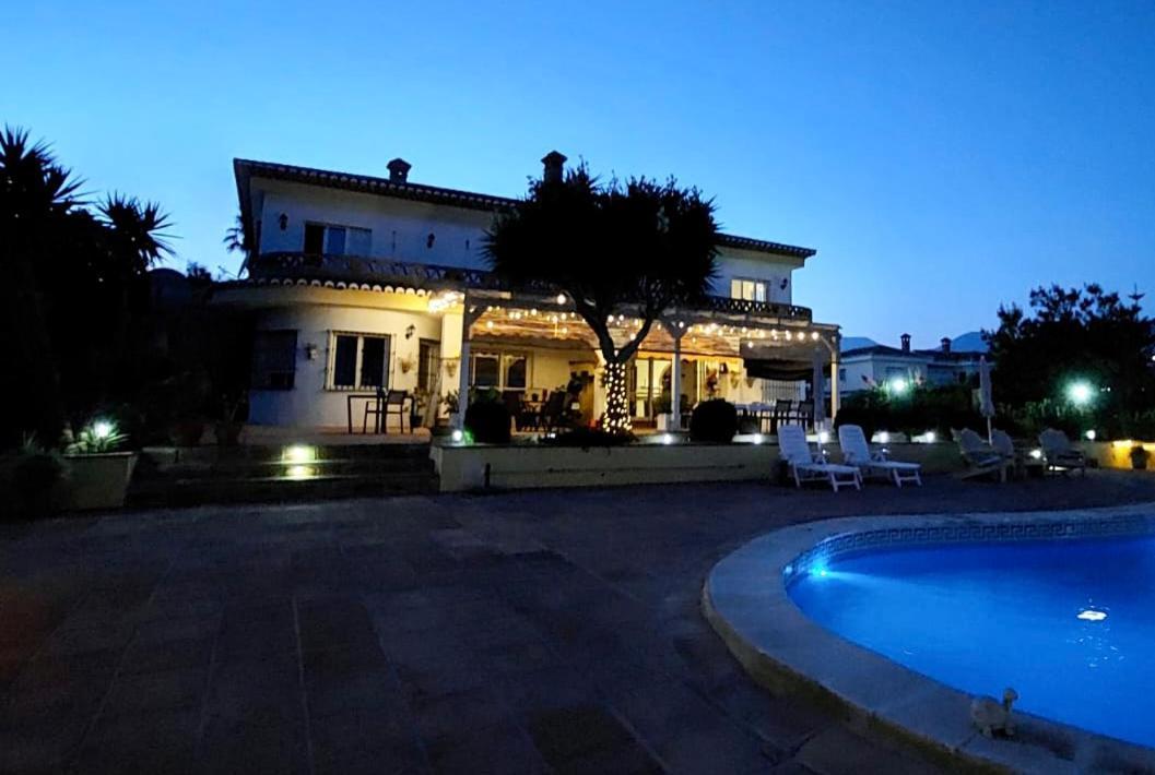 Bed and Breakfast Casa Nuestro Sueno Виньуэла Экстерьер фото